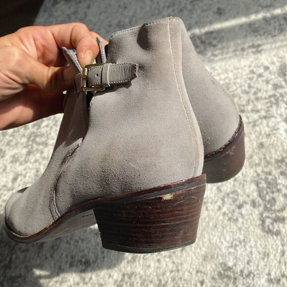 Cole Haan Boots Size 9.5 B leather booties grey in GUC - Picture 3 of 8